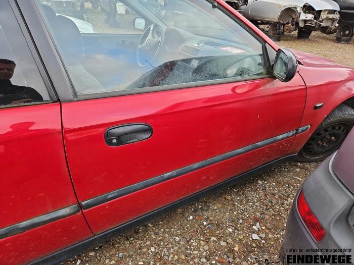 Honda Civic 1.4i 16V Sloopvoertuig (1997, Rood)