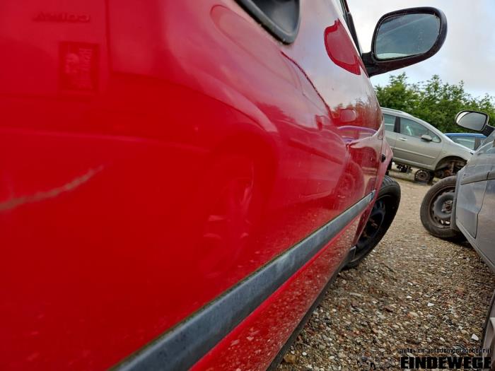 Honda Civic 1.4i 16V Sloopvoertuig (1997, Rood)