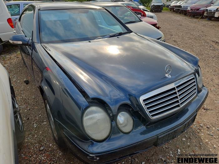 Mercedes CLK 2.0 200K Evo 16V Sloopvoertuig (2002, Zwart)