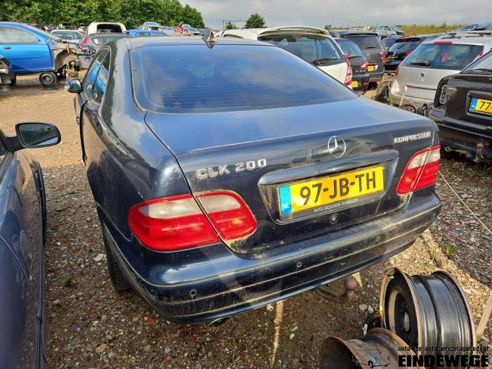 Mercedes CLK 2.0 200K Evo 16V Sloopvoertuig (2002, Zwart)