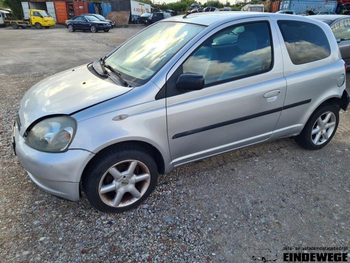Toyota Yaris 1.0 16V VVT-i Sloopvoertuig (1999, Grijs)