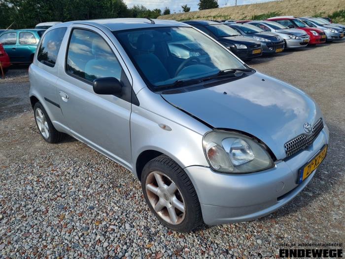 Toyota Yaris 1.0 16V VVT-i Sloopvoertuig (1999, Grijs)