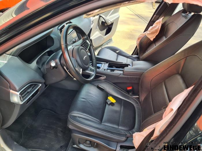 Jaguar F-Pace 2.0 Turbo 16V AWD Sloopvoertuig (2017, Groen)