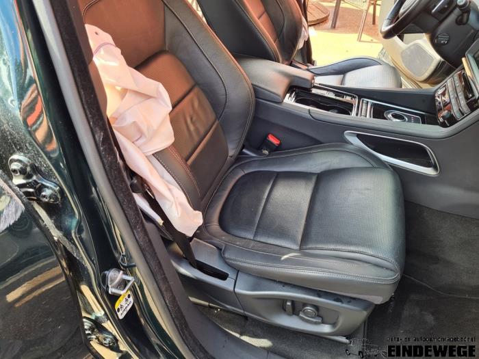 Jaguar F-Pace 2.0 Turbo 16V AWD Sloopvoertuig (2017, Groen)