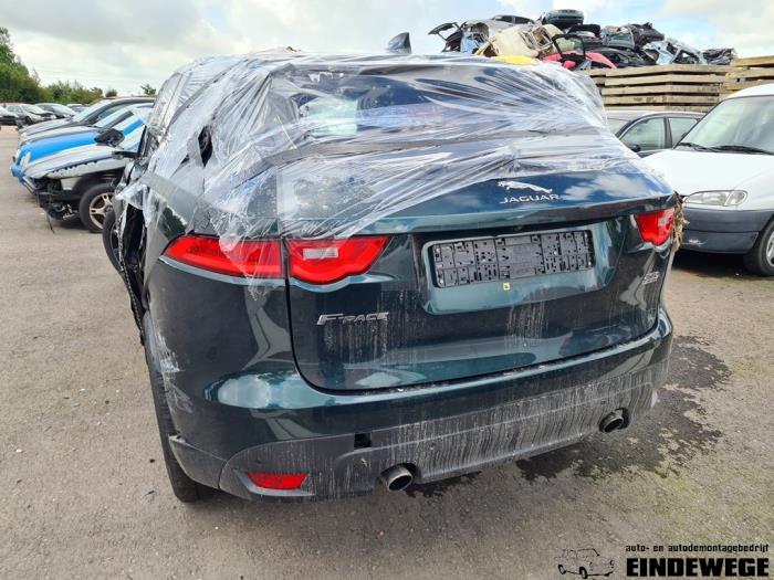 Jaguar F-Pace 2.0 Turbo 16V AWD Sloopvoertuig (2017, Groen)