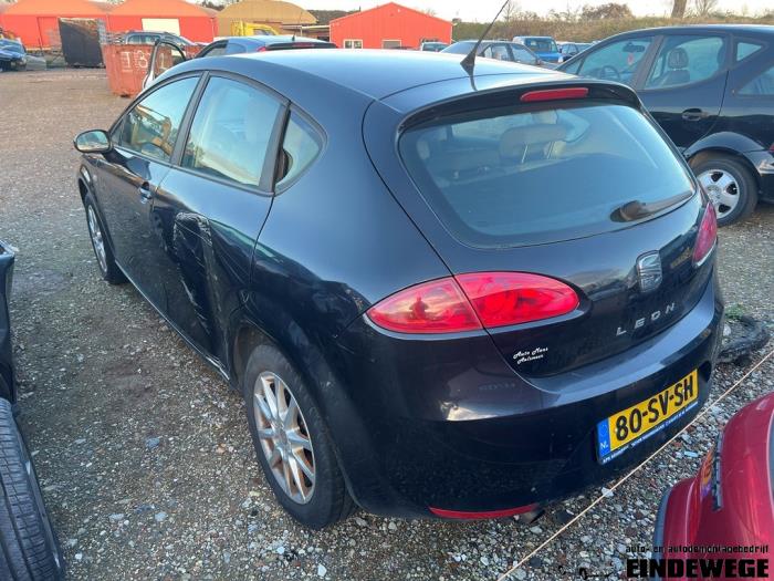 Seat Leon 1.6 Sloopvoertuig (2006, Zwart)