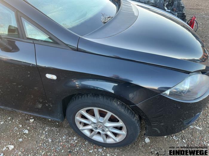 Seat Leon 1.6 Sloopvoertuig (2006, Zwart)