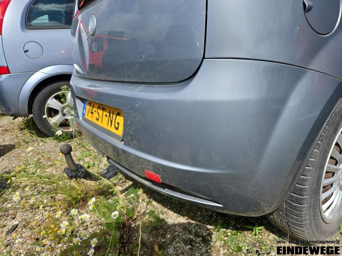 Fiat Grande Punto 1.4 16V Sloopvoertuig (2006, Grijs)