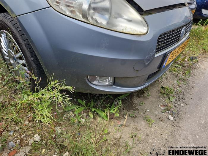 Fiat Grande Punto 1.4 16V Sloopvoertuig (2006, Grijs)