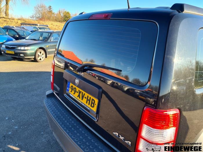 Dodge Nitro 3.7 STX V6 4x4 Autom. Sloopvoertuig (2007, Zwart)