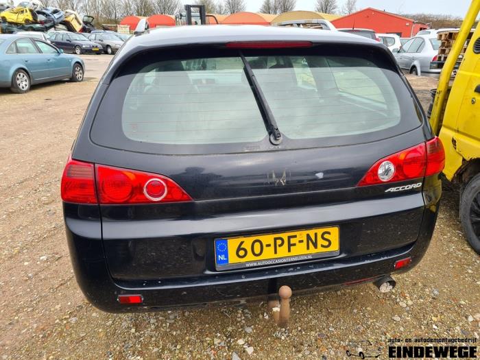 Honda Accord Tourer 2.0 i-VTEC 16V Sloopvoertuig (2004, Zwart)