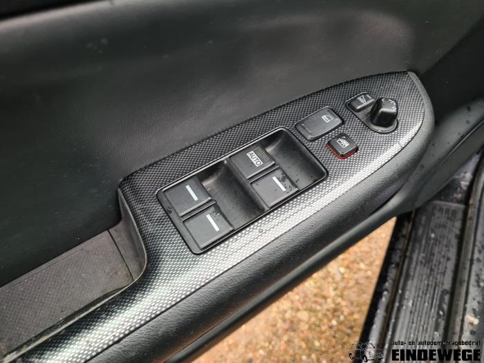 Honda Accord Tourer 2.0 i-VTEC 16V Sloopvoertuig (2004, Zwart)