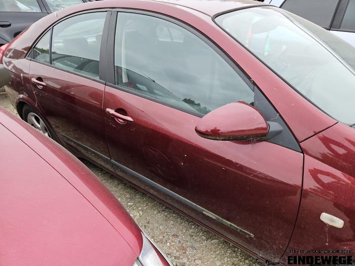 Nissan Primera 1.8 16V Sloopvoertuig (2003, Rood)