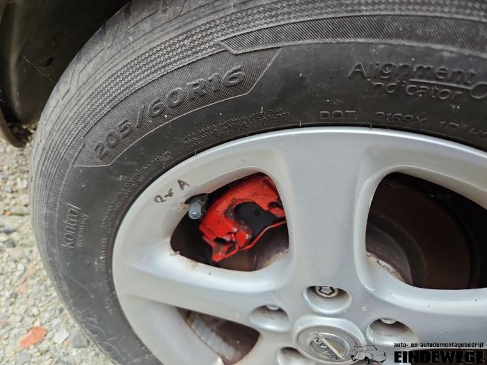 Nissan Primera 1.8 16V Sloopvoertuig (2003, Rood)