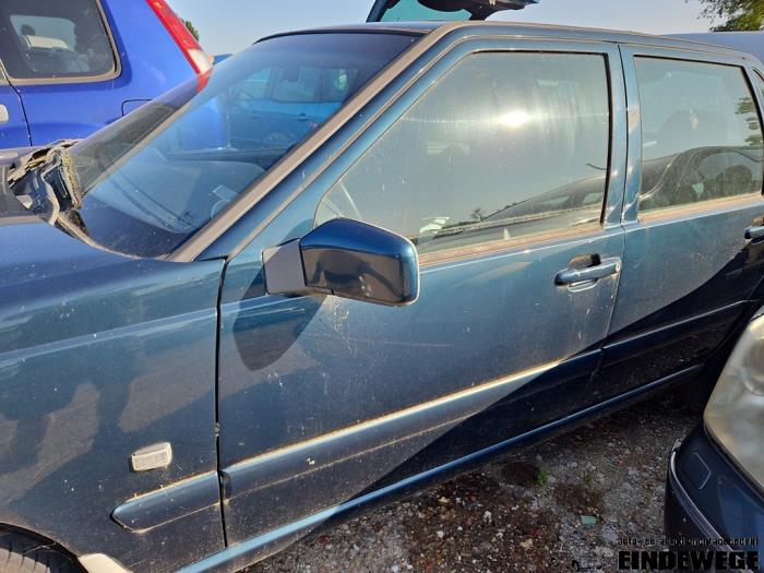 Volvo S70 2.5 10V Sloopvoertuig (1998, Groen)