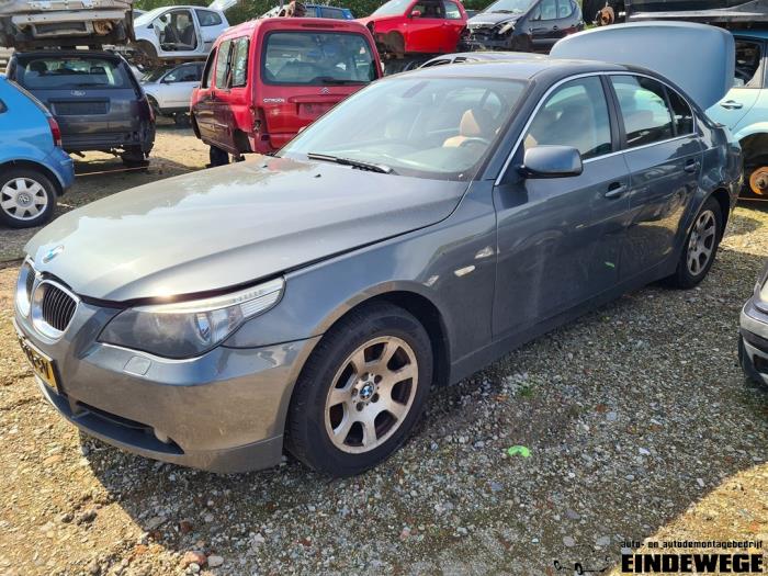 BMW 5 serie 523i 24V Sloopvoertuig (2007, Grijs)