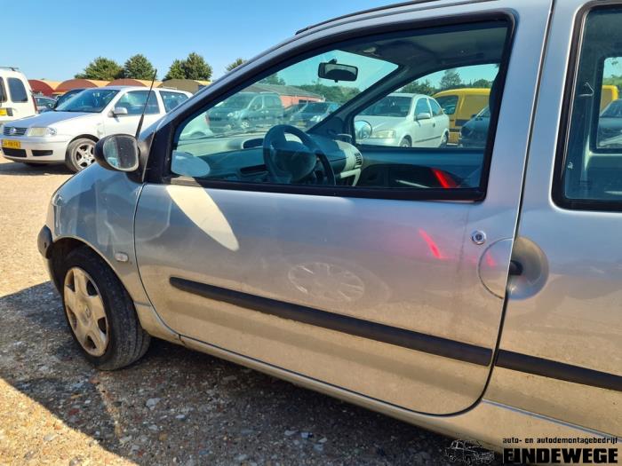 Renault Twingo 1.2 Sloopvoertuig (2006, Grijs)