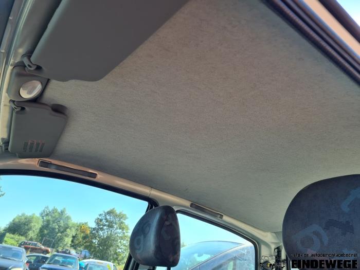 Renault Twingo 1.2 Sloopvoertuig (2006, Grijs)