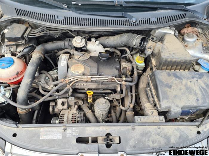 Volkswagen Polo IV 1.4 TDI 70 Sloopvoertuig (2005, Grijs)