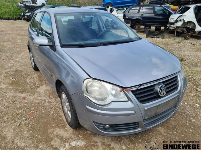 Volkswagen Polo IV 1.4 TDI 70 Sloopvoertuig (2005, Grijs)