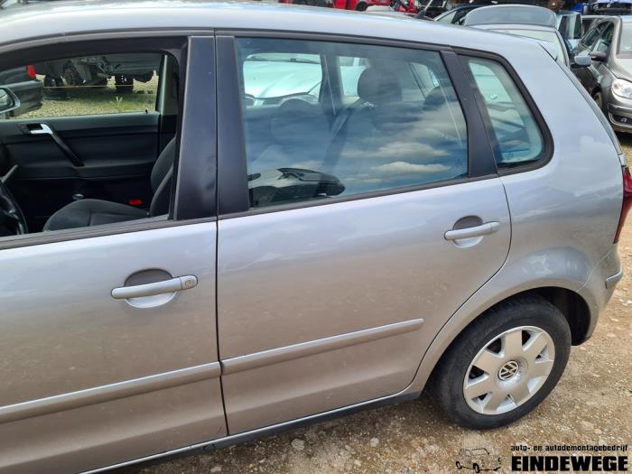 Volkswagen Polo IV 1.4 TDI 70 Sloopvoertuig (2005, Grijs)