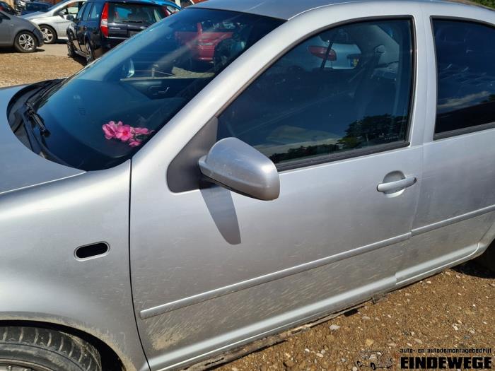 Volkswagen Bora 2.0 Sloopvoertuig (2003, Grijs)