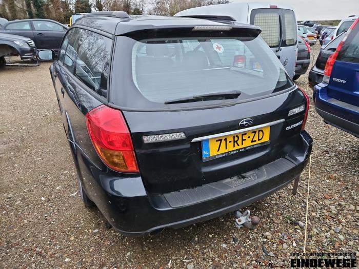 Subaru Outback 2.5 16V Sloopvoertuig (2005, Zwart)