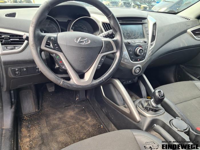 Hyundai Veloster 1.6 GDI 16V Sloopvoertuig (2013, Wit)