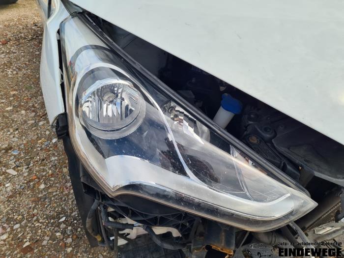 Hyundai Veloster 1.6 GDI 16V Sloopvoertuig (2013, Wit)