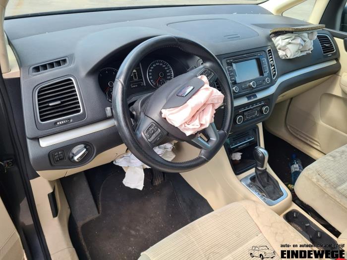 Seat Alhambra 1.4 TSI 16V Sloopvoertuig (2011, Grijs)