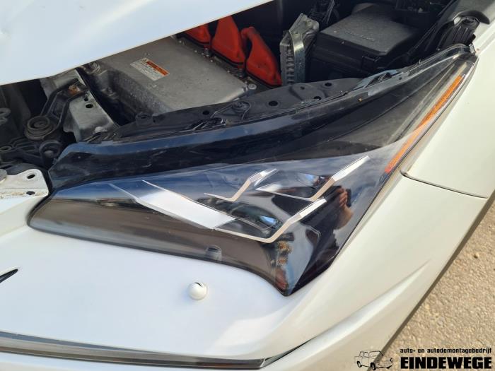 Lexus NX I 300h 2.5 16V 4x4 Sloopvoertuig (2018, Wit)