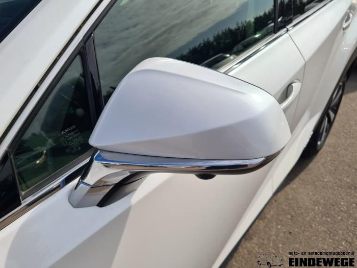 Lexus NX I 300h 2.5 16V 4x4 Sloopvoertuig (2018, Wit)