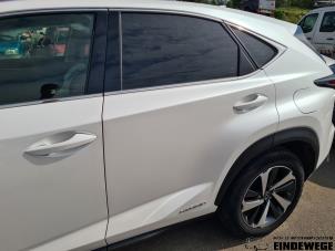 Lexus NX I 300h 2.5 16V 4x4 Sloopvoertuig (2018, Wit)