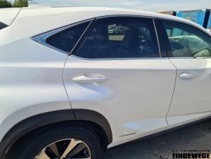 Lexus NX I 300h 2.5 16V 4x4 Sloopvoertuig (2018, Wit)