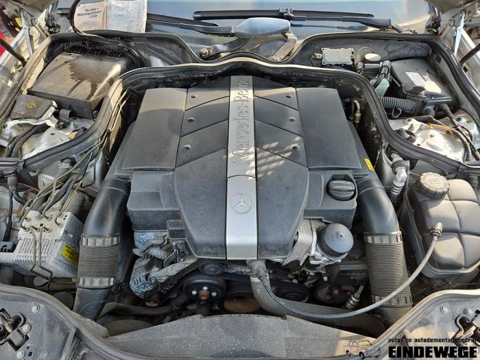 Mercedes E 2.6 E-240 V6 18V Sloopvoertuig (2002, Grijs)