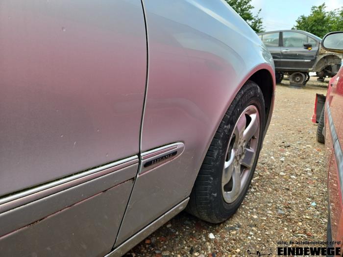 Mercedes E 2.6 E-240 V6 18V Sloopvoertuig (2002, Grijs)