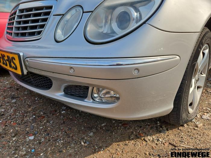 Mercedes E 2.6 E-240 V6 18V Sloopvoertuig (2002, Grijs)