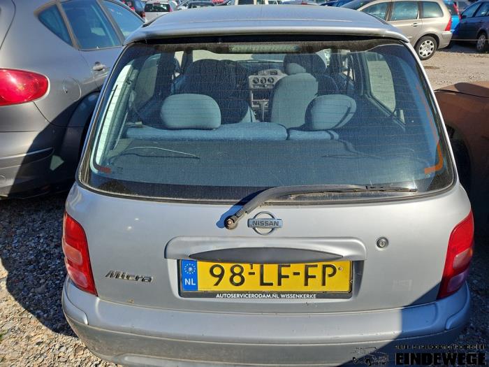 Nissan Micra 1.4 16V Sloopvoertuig (2002, Grijs)