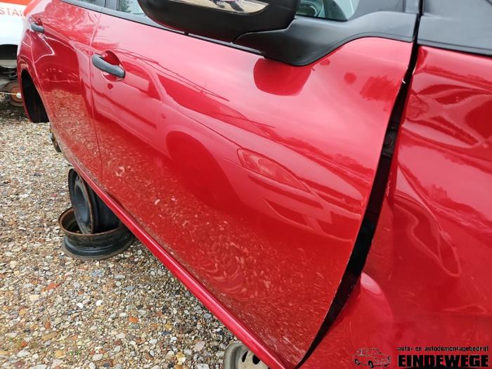 Peugeot 208 I 1.0 Vti 12V PureTech Sloopvoertuig (2014, Rood)