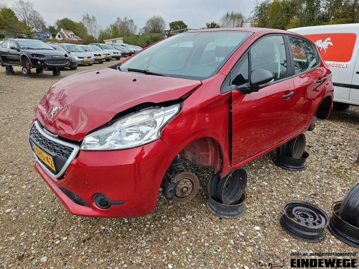Peugeot 208 I 1.0 Vti 12V PureTech Sloopvoertuig (2014, Rood)
