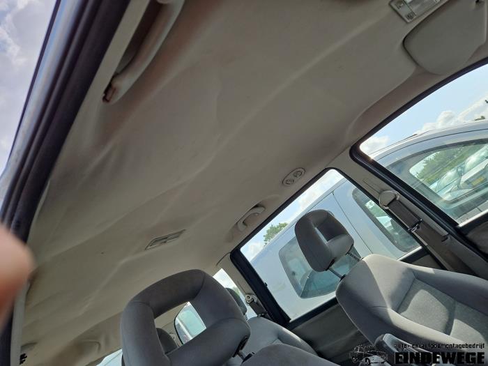 Ford Galaxy 2.0 Sloopvoertuig (2004, Grijs)