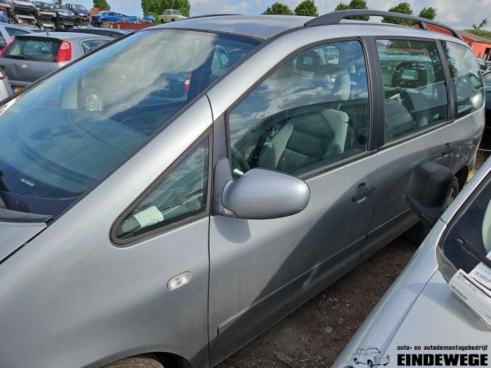 Ford Galaxy 2.0 Sloopvoertuig (2004, Grijs)