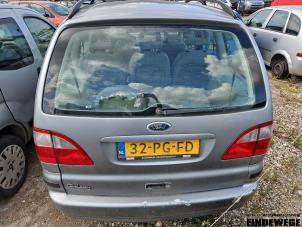 Ford Galaxy 2.0 Sloopvoertuig (2004, Grijs)