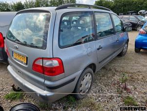 Ford Galaxy 2.0 Sloopvoertuig (2004, Grijs)