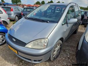 Ford Galaxy 2.0 Sloopvoertuig (2004, Grijs)