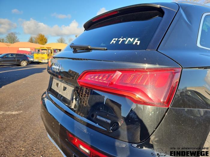 Audi Q5 2.0 50 TFSI e 16V Quattro Sloopvoertuig (2020, Zwart)