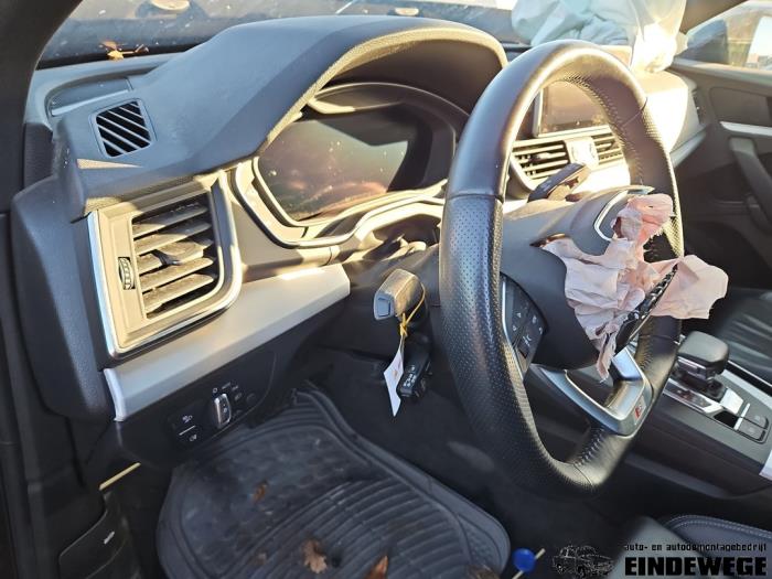 Audi Q5 2.0 50 TFSI e 16V Quattro Sloopvoertuig (2020, Zwart)