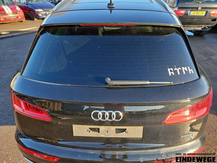 Audi Q5 2.0 50 TFSI e 16V Quattro Sloopvoertuig (2020, Zwart)