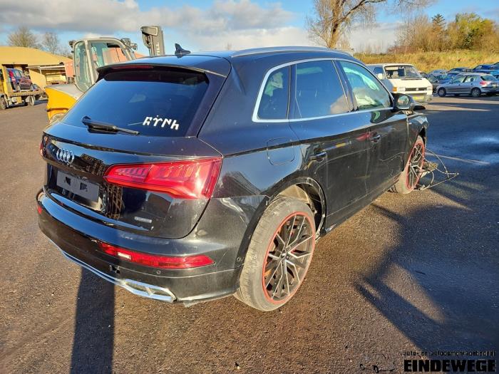 Audi Q5 2.0 50 TFSI e 16V Quattro Sloopvoertuig (2020, Zwart)