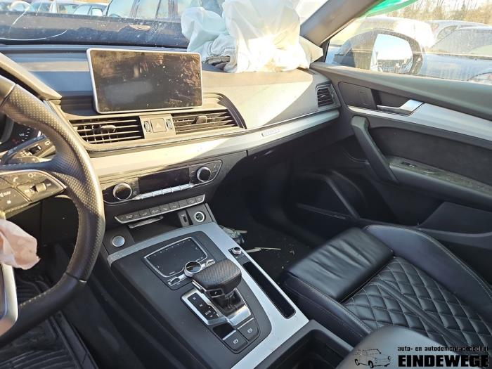 Audi Q5 2.0 50 TFSI e 16V Quattro Sloopvoertuig (2020, Zwart)